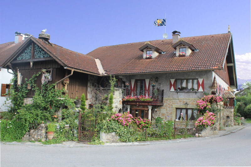 Das Künstlerhaus von Thomas Schöne in Rettenbach a.A.