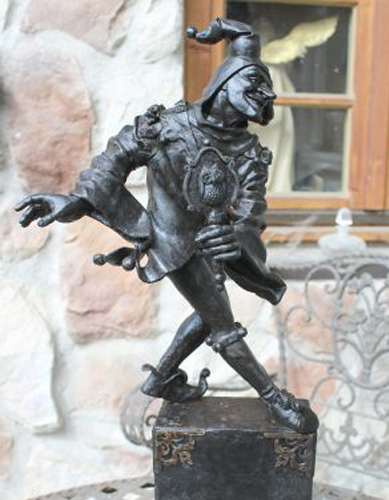 Till Eulenspiegel tanzt mit dem Spiegel