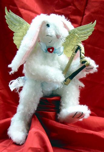 Engelhase mit Harfe