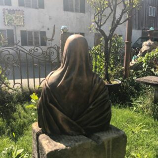 Mona4a