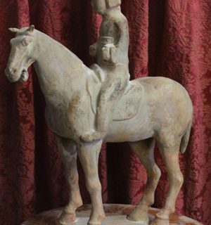 Pferd aus Ton. China, Ming Dynastie