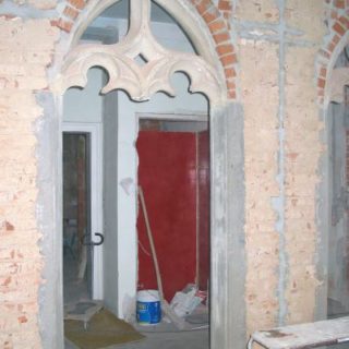 Sandsteinimitat, Schloss, Gotik