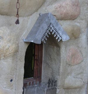 Turm für den Mülleimer