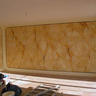 Marmorierte Wand