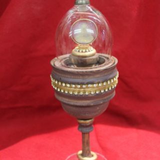 Drechselarbeiten: Pokal mit Glaskuppel