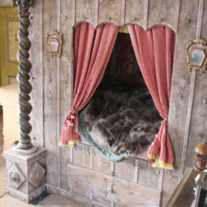 Schlafzimmer im Stil des Mittelalters | Kunst Skulpturen Raumgestaltung