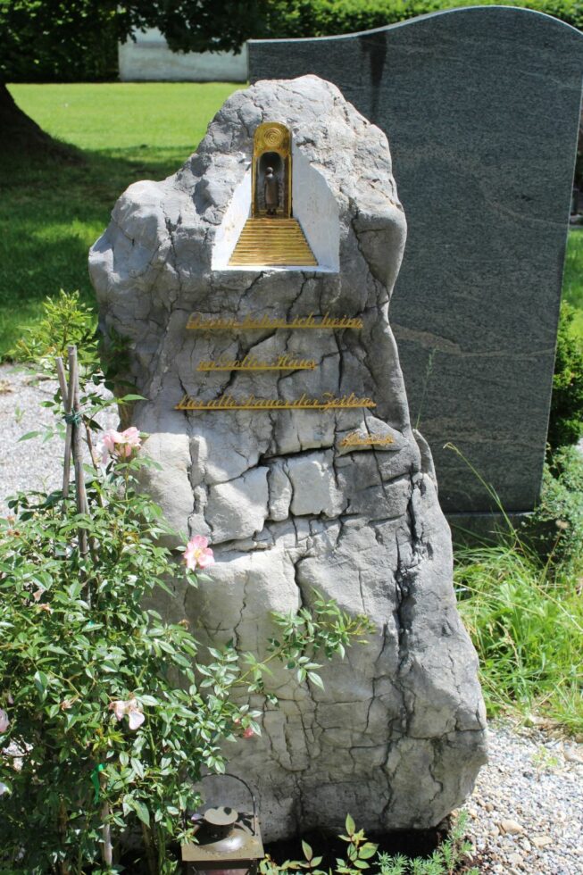 Grabstein1
